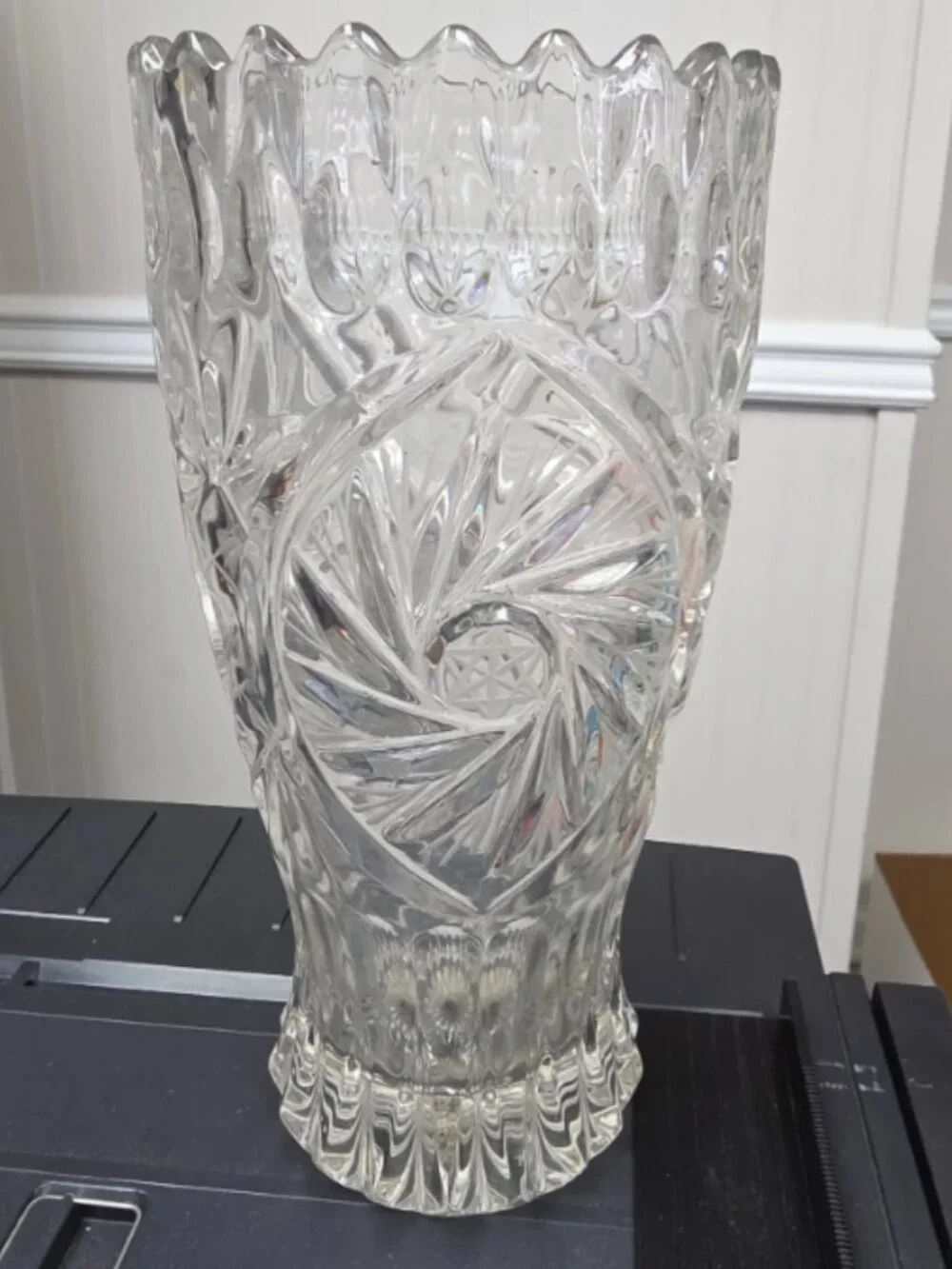 Heavy Cut Crystal Flower Vase – Starburst Pinwheel Pattern